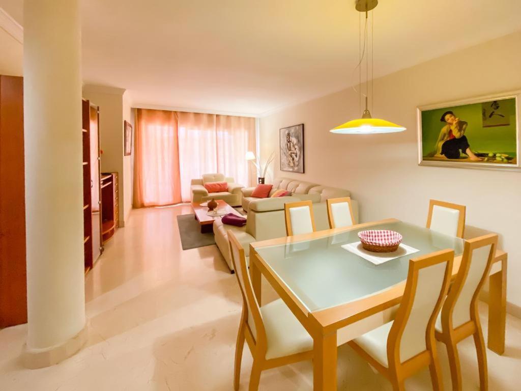 Apartamento En Los Patios De Santa Maria Golf Marbella Exterior foto