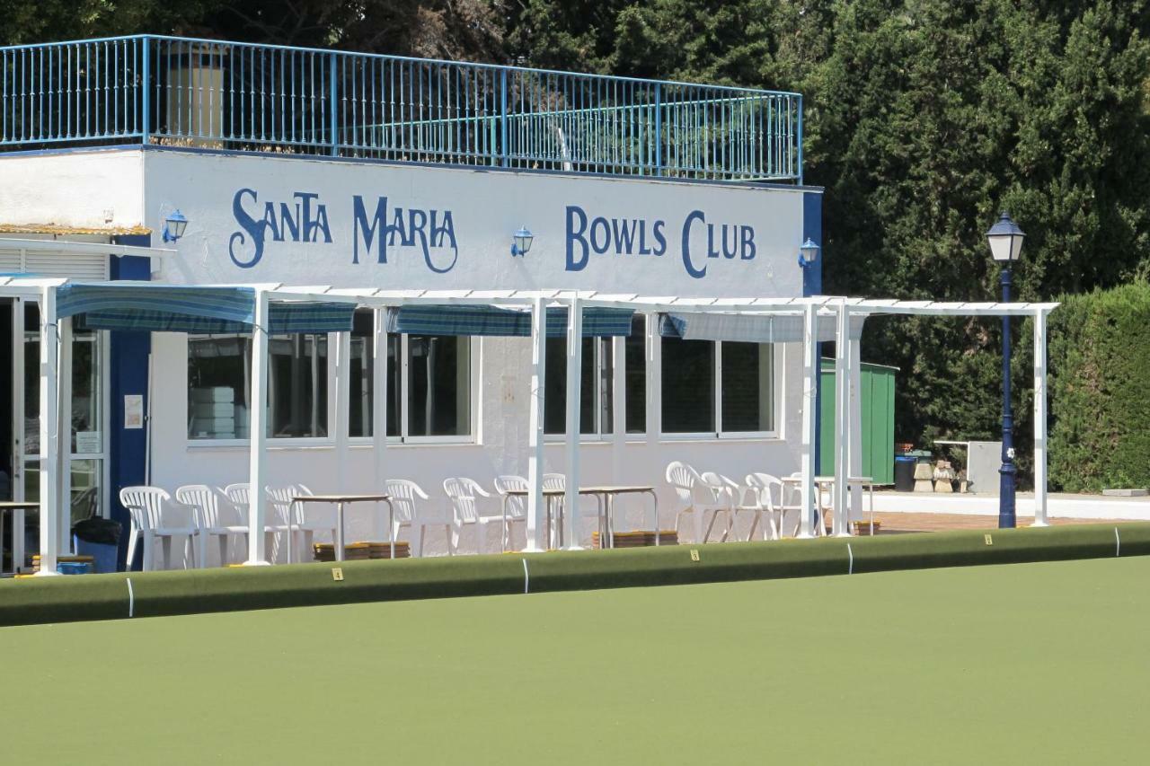 Apartamento En Los Patios De Santa Maria Golf Marbella Exterior foto